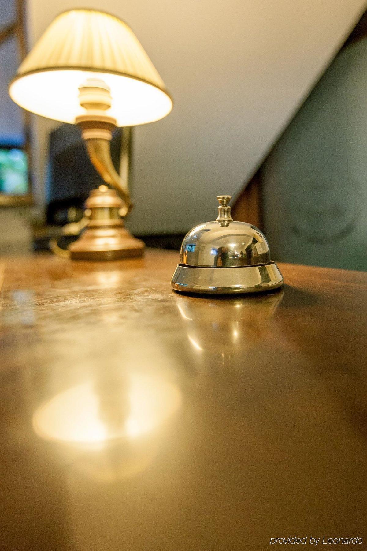 Hotel Nelisse Букурещ Екстериор снимка